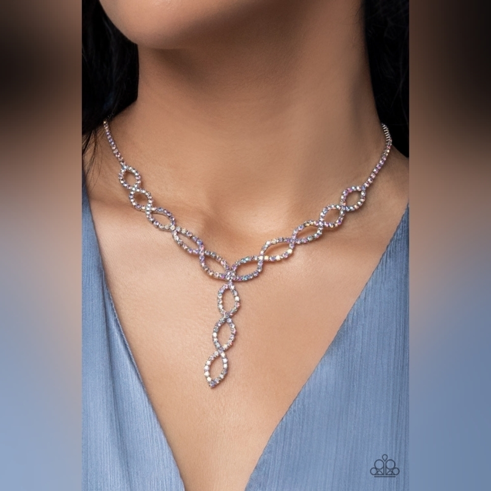 INFINITELY Icy Necklace